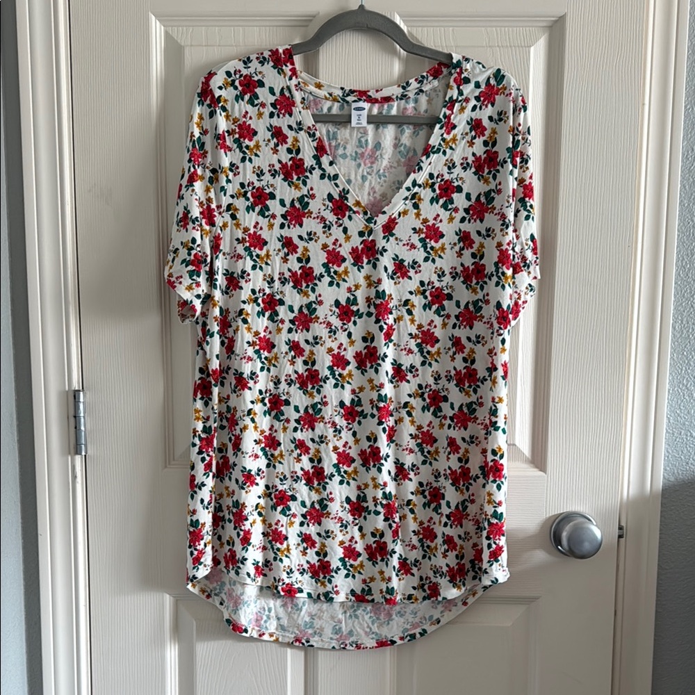 Old Navy White and Red Graphic Blouse